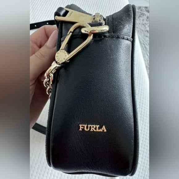 Furla Black Quilted Crossbody Bag - Picture 3 of 9